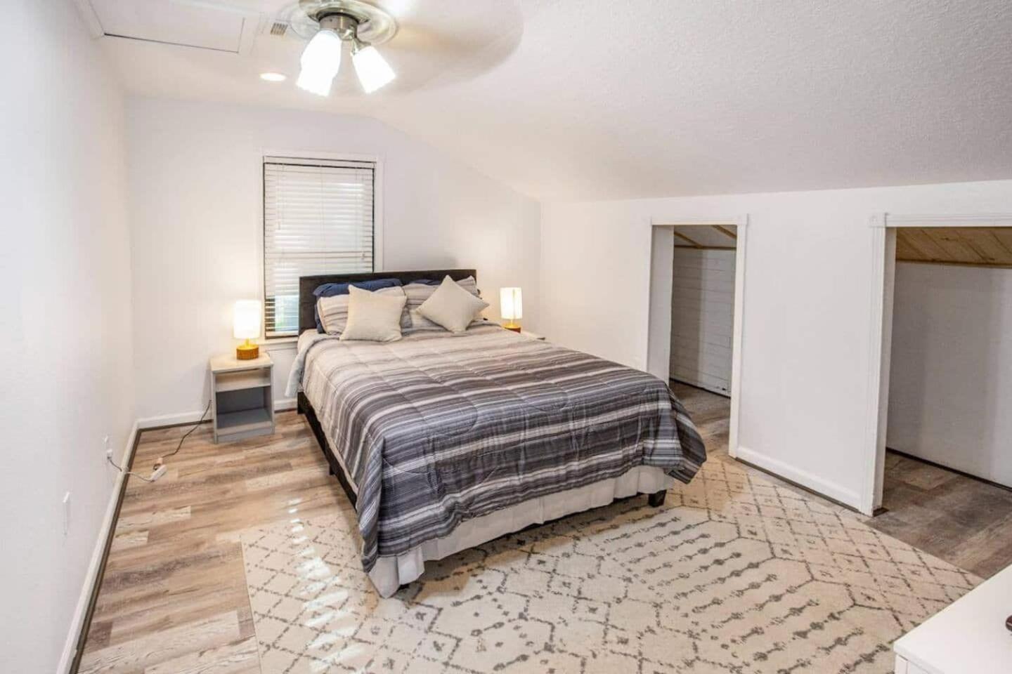 Sunmeadow Manor Retreat Villa Friendswood Exterior foto